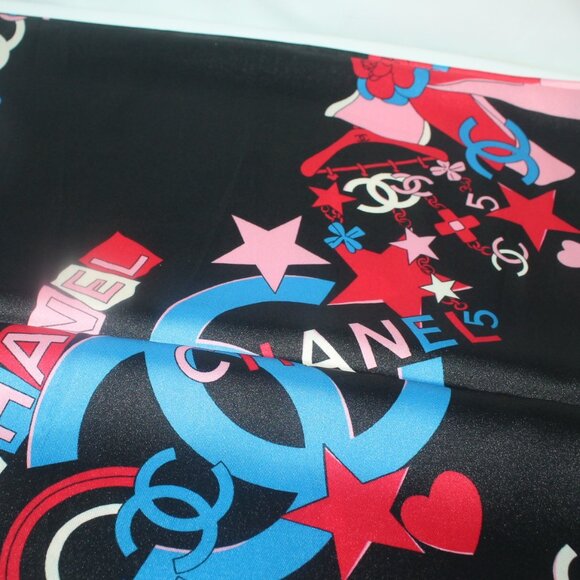 New w Tag $550 CHANEL Hand Rolled Silk Logo Scarf Beautiful! - Picture 6 of 8